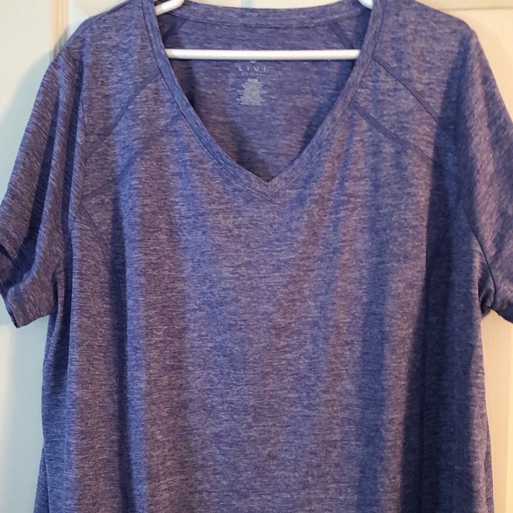 Livi active Lane Bryant size 22/24 dri wick top